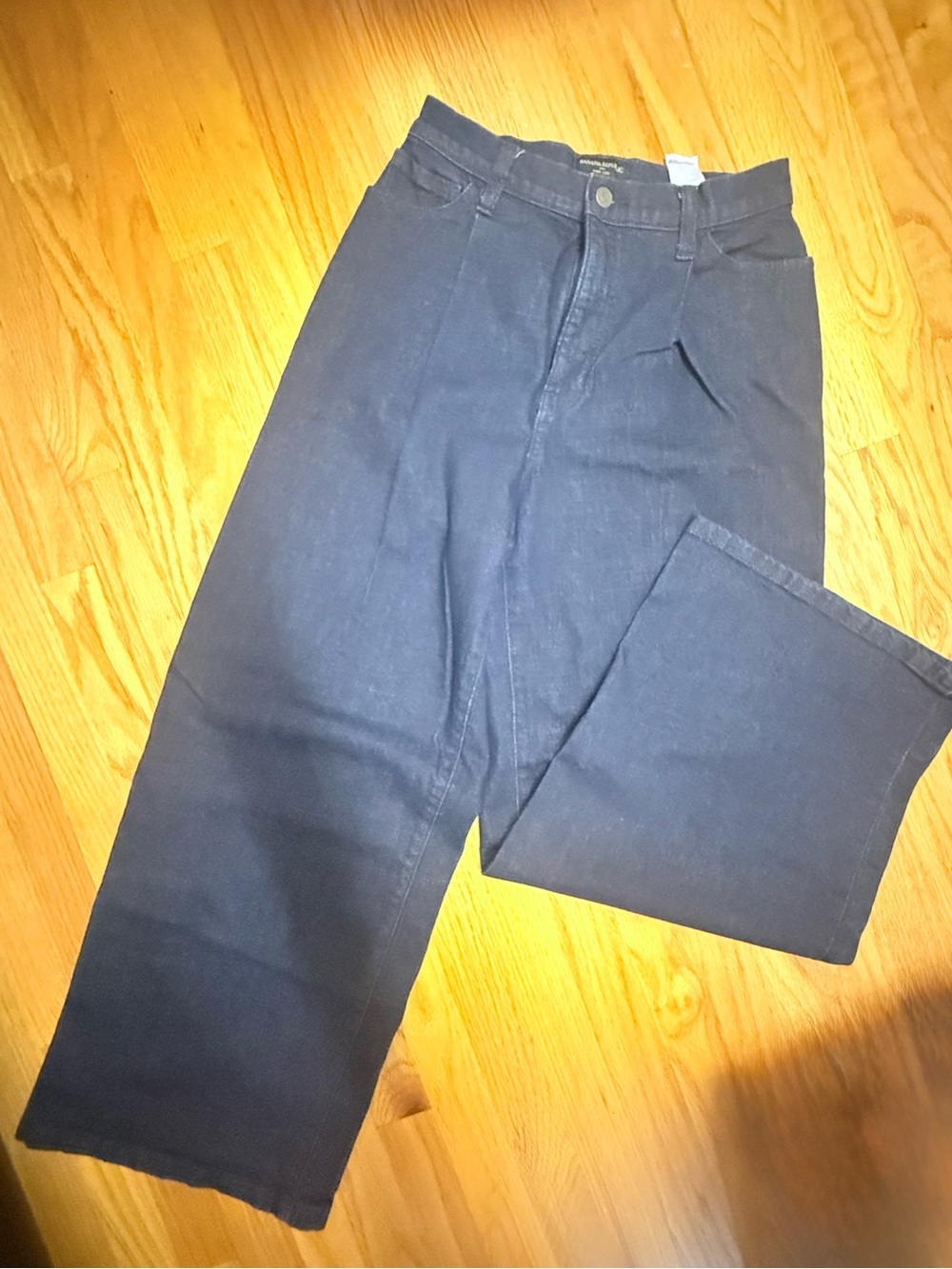 Women’s Banana Republic wide leg  Jeans